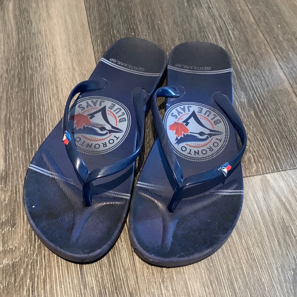 Toronto Blue Jays flip flops size 7.5